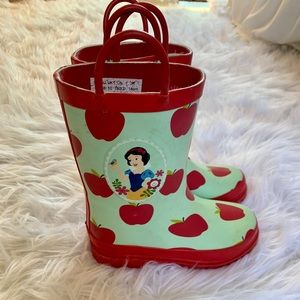 Disney Snow White Rainboots